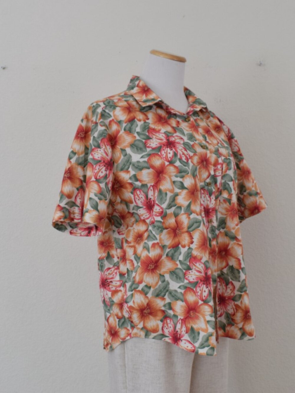 Vintage 90s Cotton Floral Women's Blouse by Fire-Islander | size Large - Picture 4 of 10